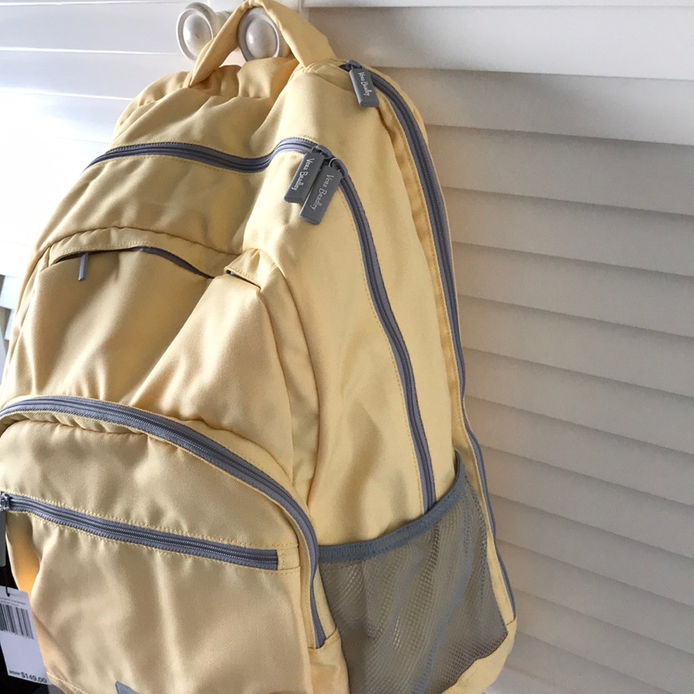 Vera Bradley lighten up Large XL backpack banana yellow NWT - Picture 4 of 8